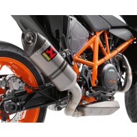 e5e5e5-PHO_PP_MON_76005999200-AKRAPOVIC-SLIP-ON-SILENCER_%23SALL_%23AWSG_%23V1