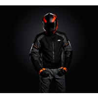 b2b2b2-PHO_PW_HERO_253028-3PW191110X-STREET-EVO-JACKET-HERO_%23SALL_%23AWSG_%23V1