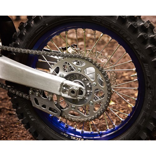Enduro-specific wheels and tyres