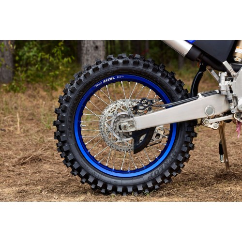 Enduro-specific wheels and tyres