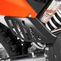 e5e5e5-PHO_PP_MON_59405011100-mr-exhaust-guard_%23SALL_%23AWSG_%23V1